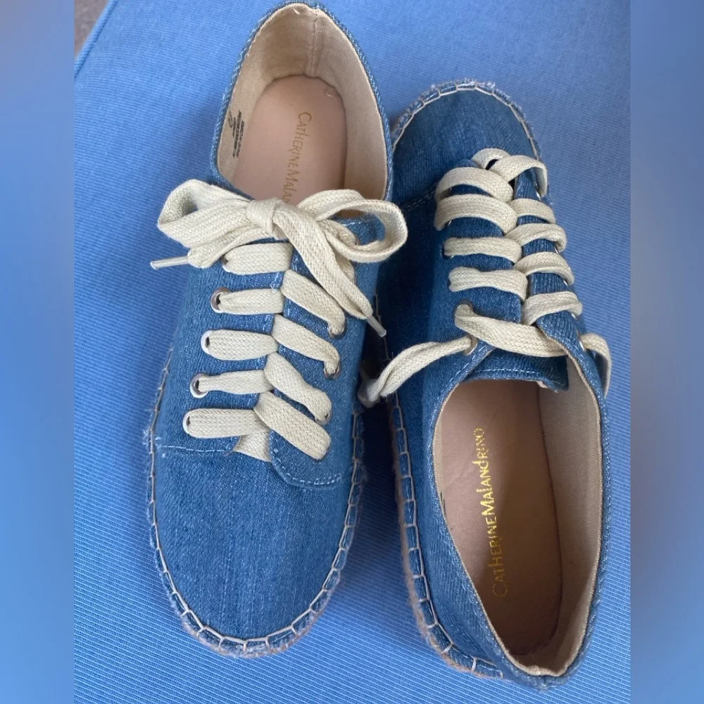 Catherine Malandrino Light Blue Denim Lace Up Espadrille Sneakers  size 7 1/2